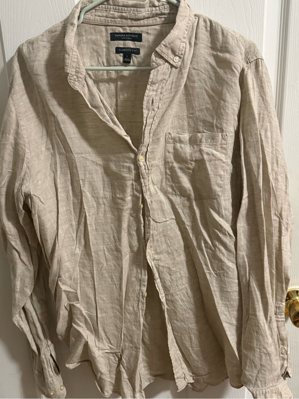 Banana Republic Men’s Casual Button-Down Shirt in Light Beige